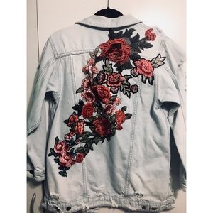 Embroidered Rose Distressed Jean Jacket 🥀